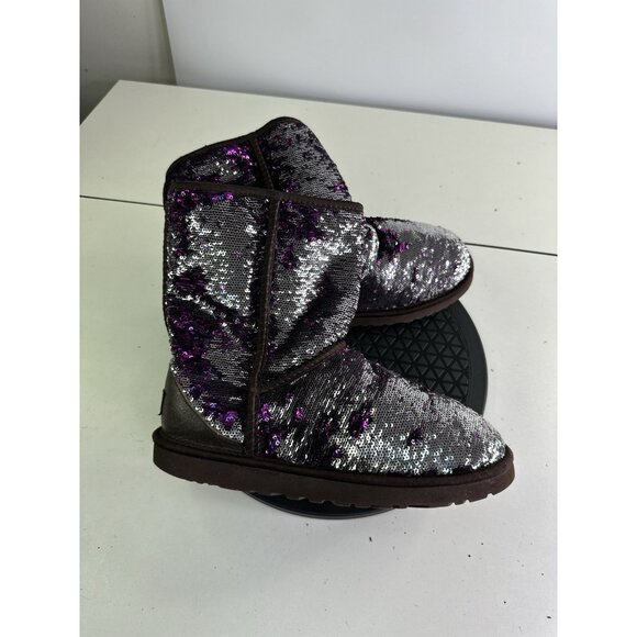 Ugg Australia Sequin Silver Purple Sparkle Winter Boot Women Size 7 Minimal Wear - Picture 1 of 9
